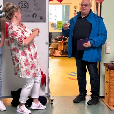 "Ehrung für Kita Mitarbeiterin Tanja"
