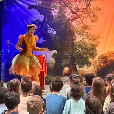 "Kindertheater „Mitossi“ zu Gast in der Kita Ellhornstraße"
