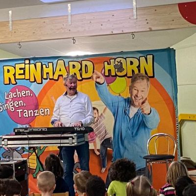"Reinhard Horn bringt die Kita Ellhornstraße zum "Beben""
