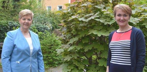 von links: Tamara Janot, Natalia Loos - neue PDL im Jacobi-Haus