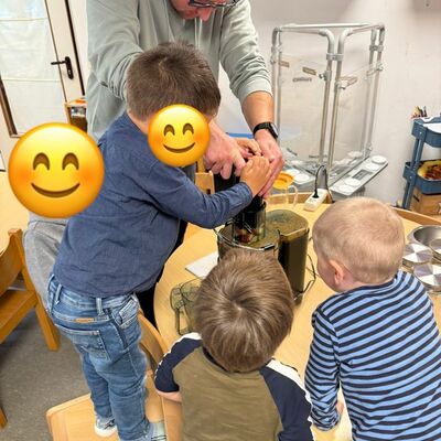 "Kita-Kids ernten Äpfel"