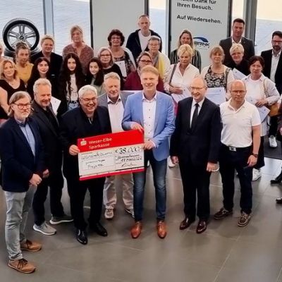 "Lions Club Bremerhaven Carlsburg spendet unseren Kitas 1.930 Euro"