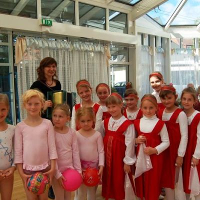 "Sommerfest entpuppt sich zum Treffpunkt der Generation"