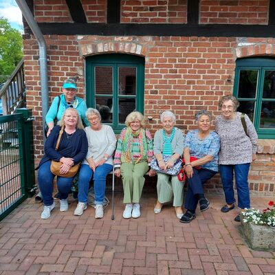 "Senioren unterwegs in die Lüneburger Heide"
