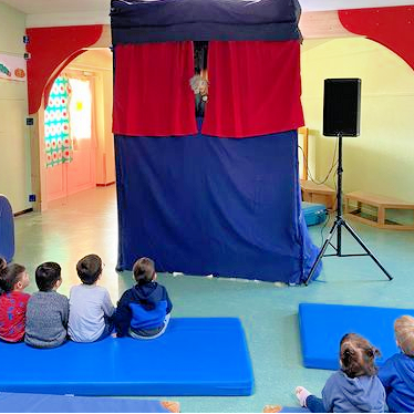 "Willis Puppentheater"