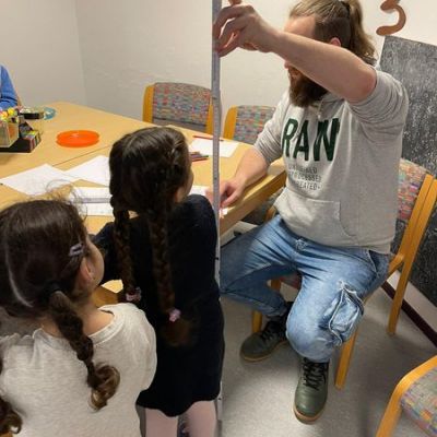 "Liebe Eltern der Kita Ellhornstraße,"