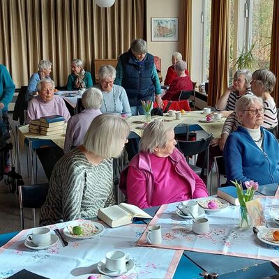 "Osterfrühstück im Gemeindesaal der Marienkirche"
