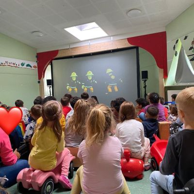 ""Auto-Kino" zum Weltkindertag"