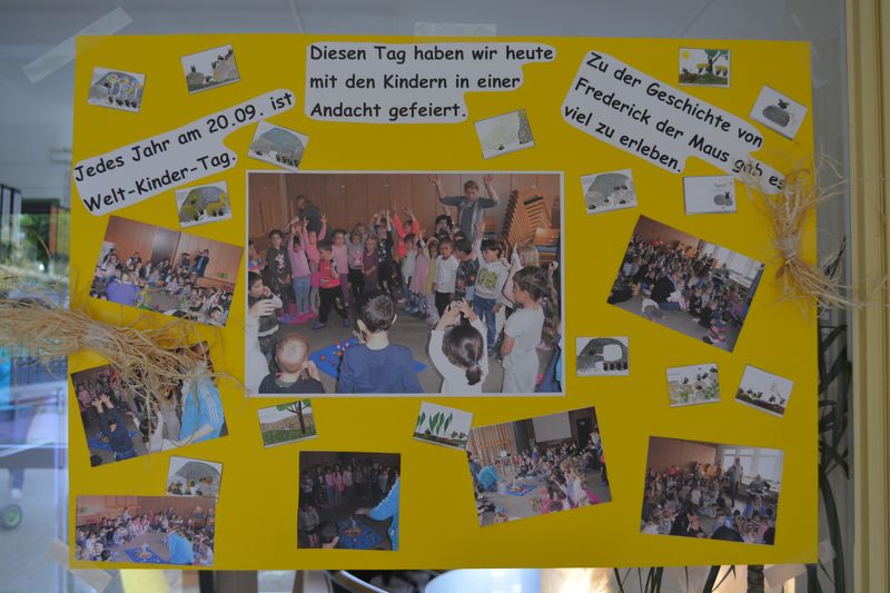 Plakat von der Andacht anlässlich des Weltkindertages