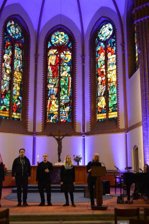 Die Glademakers singen bei der 70 Jahr Feier der Diakonie Bremerhaven