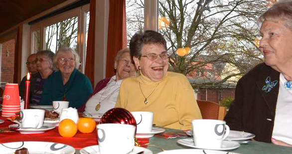 Besucher der Weihnachtsfeier vom SeniorPartner 2015