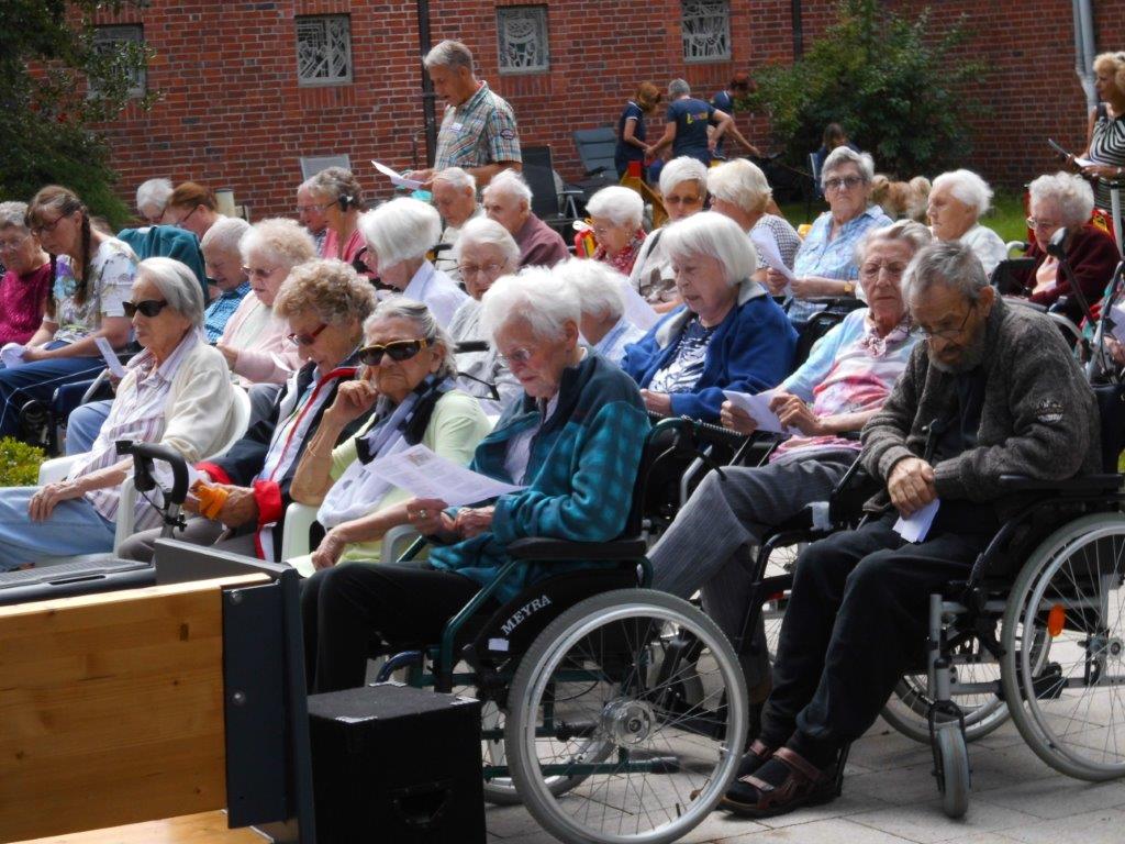 Sommerfest 2017 im Elisabeth-Haus Sommerfest 2017 im Elisabeth-Haus